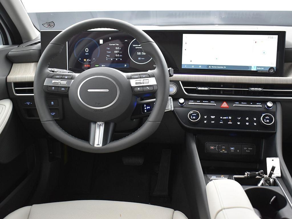 new 2025 Hyundai Sonata Hybrid car, priced at $32,955