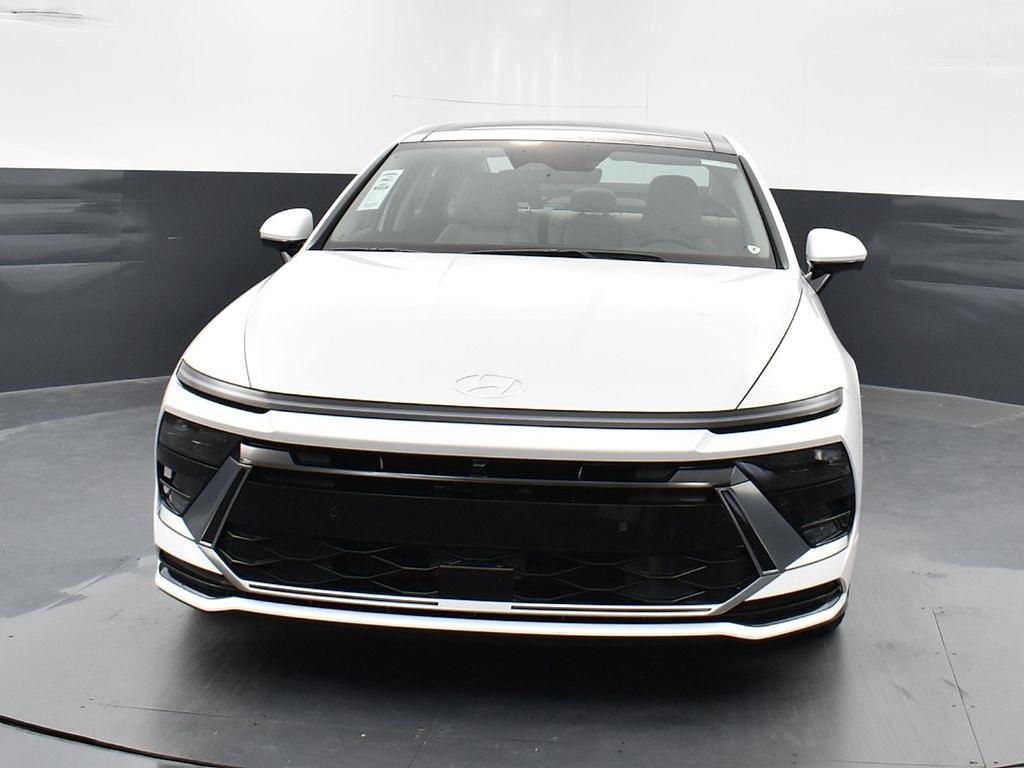 new 2025 Hyundai Sonata Hybrid car, priced at $32,955