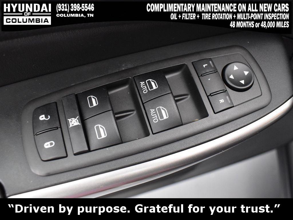 used 2021 Jeep Cherokee car, priced at $21,944