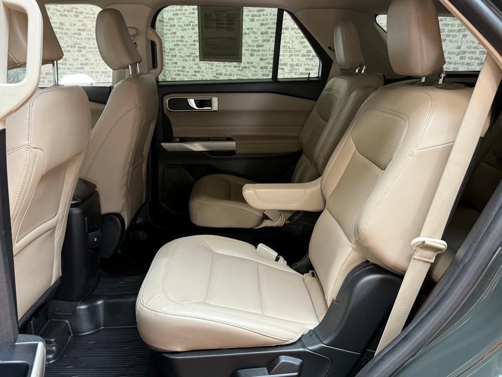 used 2022 Ford Explorer car, priced at $29,096