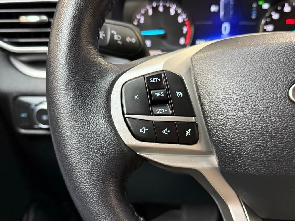 used 2022 Ford Explorer car, priced at $29,096