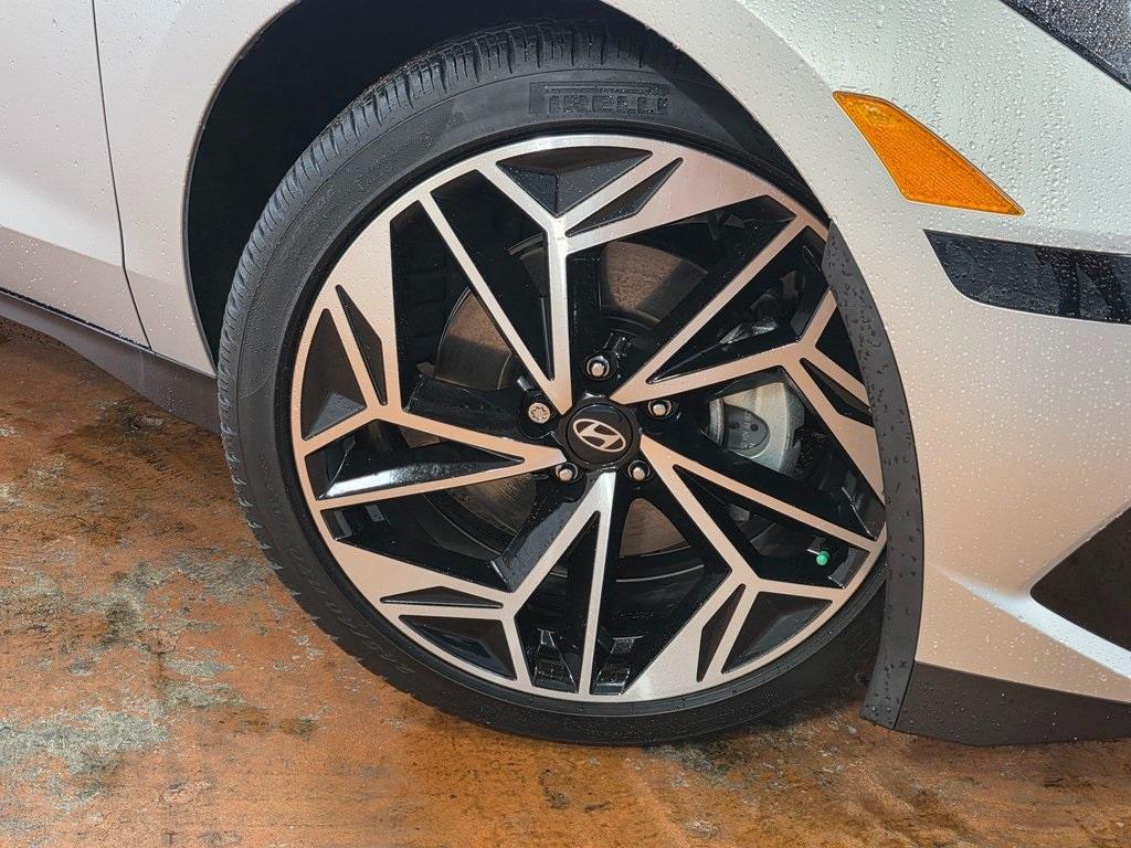 used 2025 Hyundai IONIQ 6 car, priced at $29,998