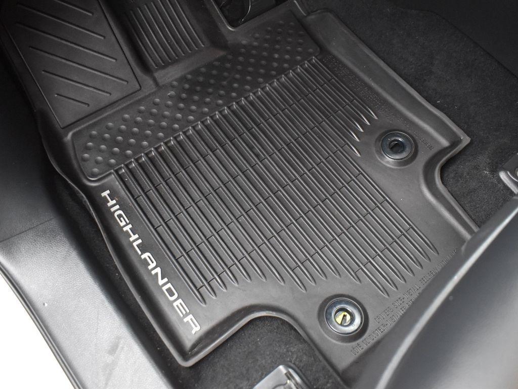 used 2020 Toyota Highlander car, priced at $26,870