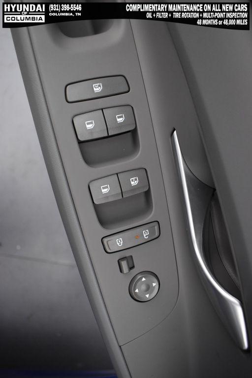 new 2025 Hyundai Elantra car, priced at $26,305
