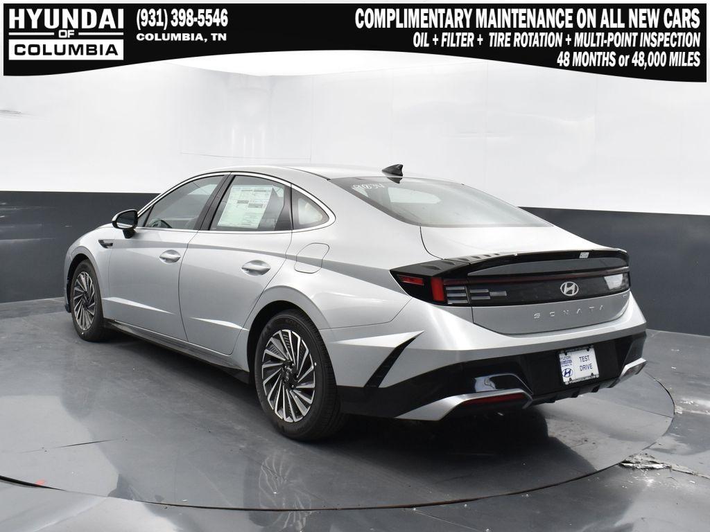 new 2025 Hyundai Sonata Hybrid car, priced at $26,188