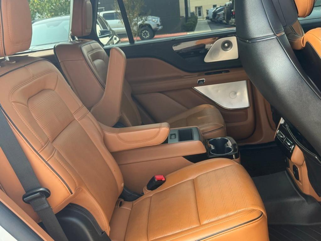 used 2023 Lincoln Aviator car, priced at $48,609