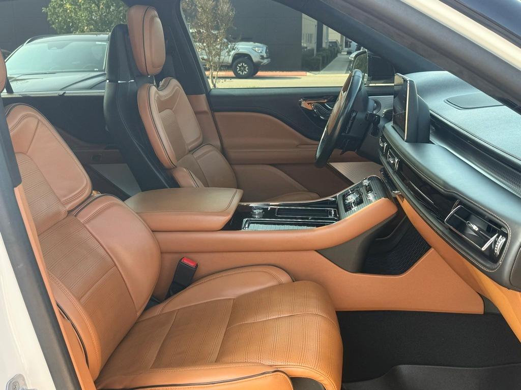 used 2023 Lincoln Aviator car, priced at $48,609