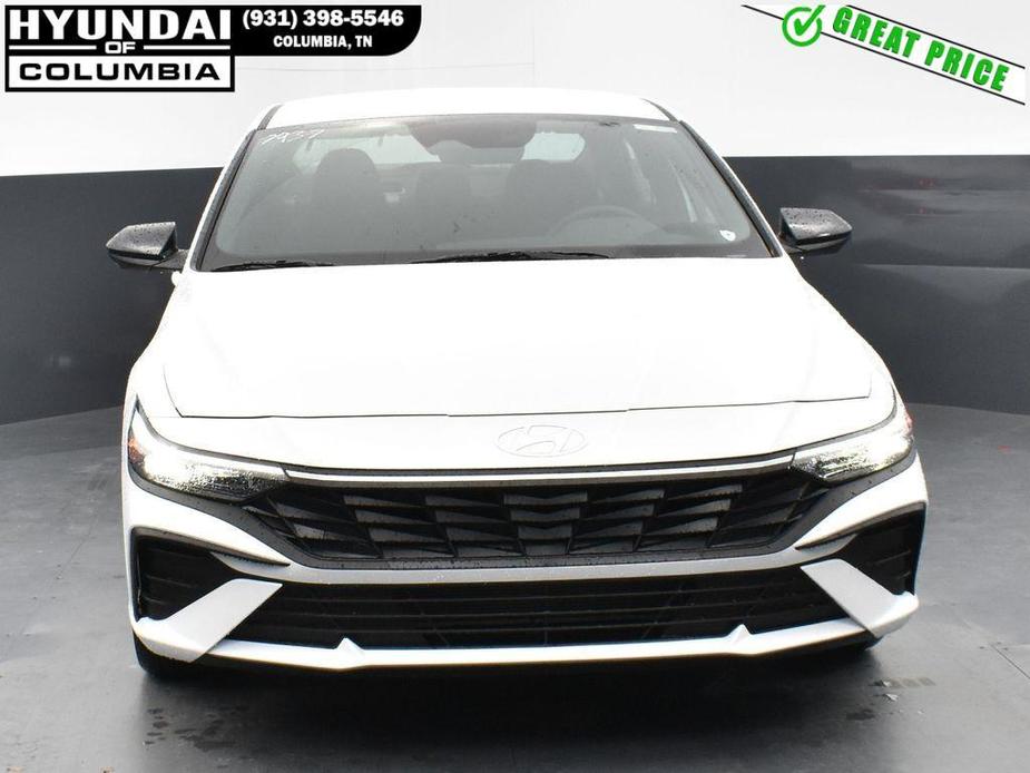 new 2025 Hyundai Elantra car, priced at $23,956