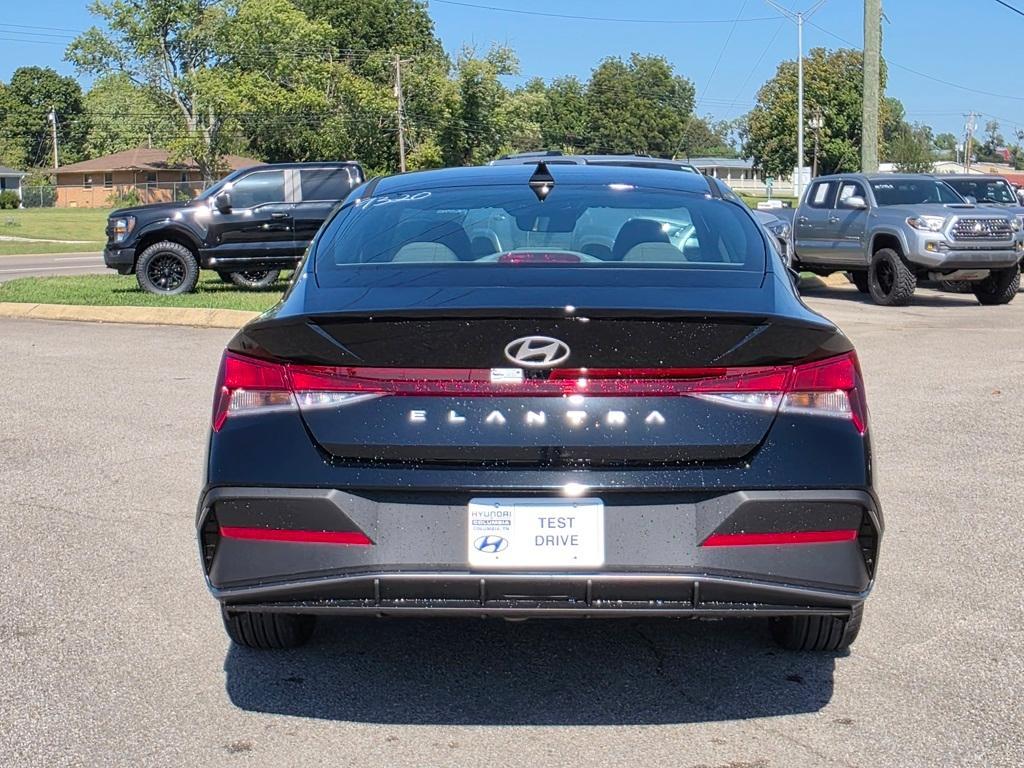 new 2025 Hyundai Elantra car, priced at $23,686