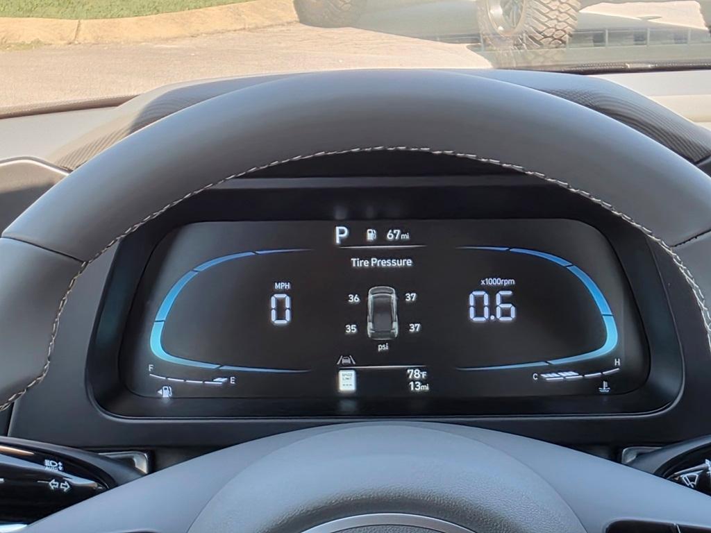 new 2025 Hyundai Elantra car, priced at $23,686