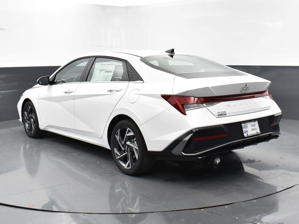 new 2025 Hyundai Elantra car, priced at $26,825
