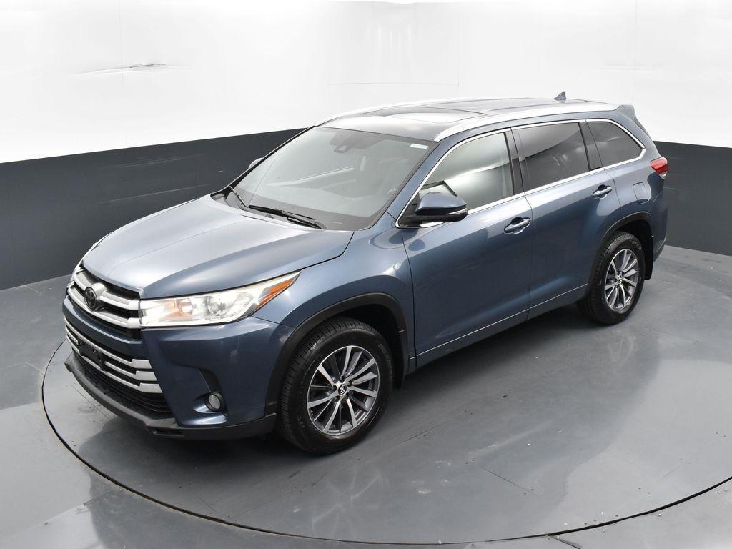 used 2017 Toyota Highlander car, priced at $23,959