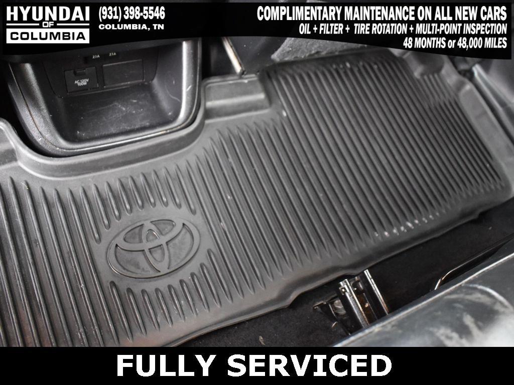 used 2017 Toyota Highlander car, priced at $23,959