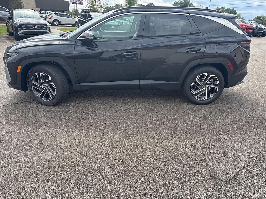 new 2025 Hyundai TUCSON Hybrid car, priced at $38,412