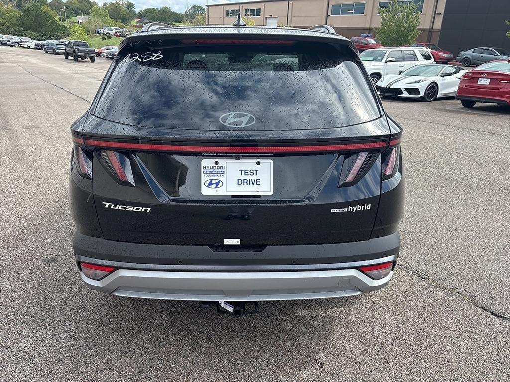 new 2025 Hyundai TUCSON Hybrid car, priced at $38,412