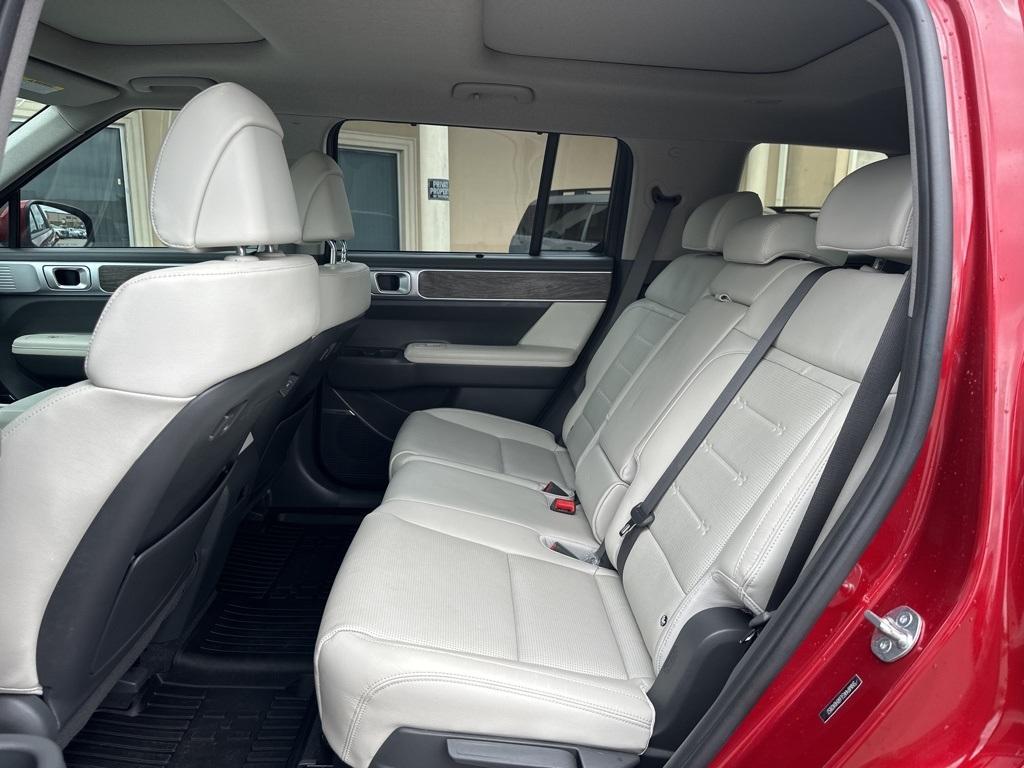 used 2024 Hyundai Santa Fe car, priced at $29,879