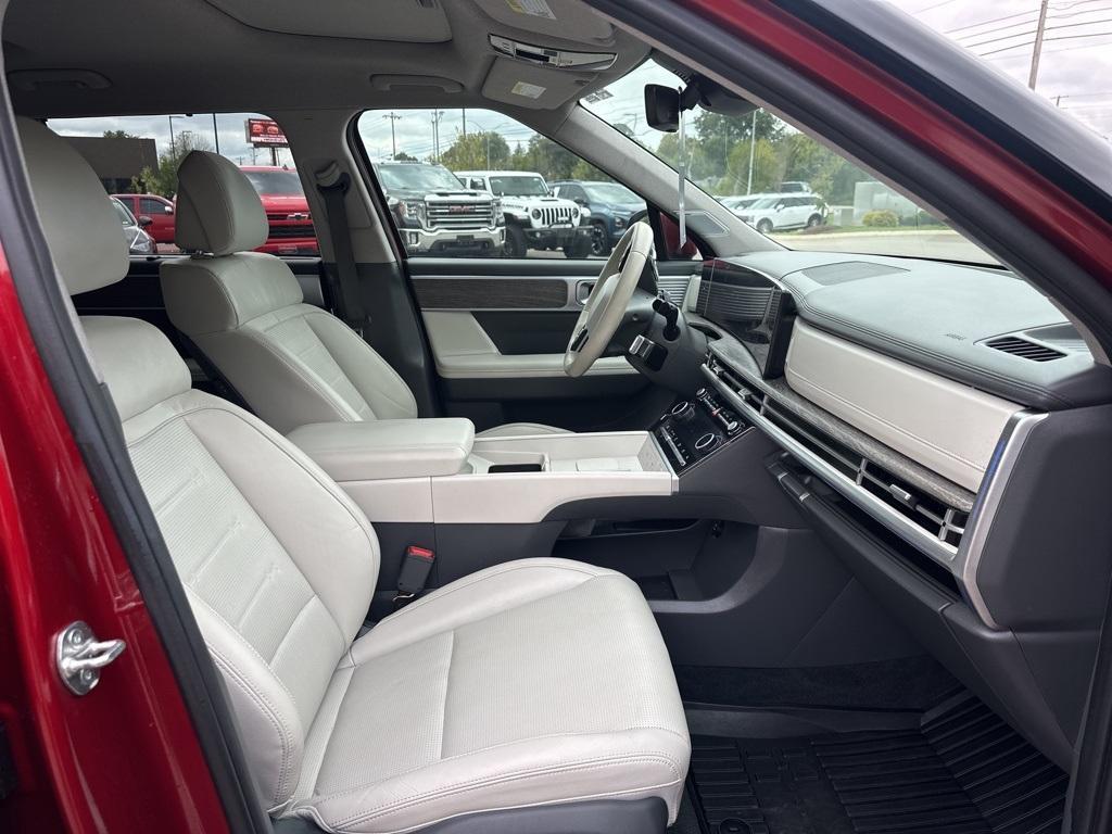 used 2024 Hyundai Santa Fe car, priced at $29,879