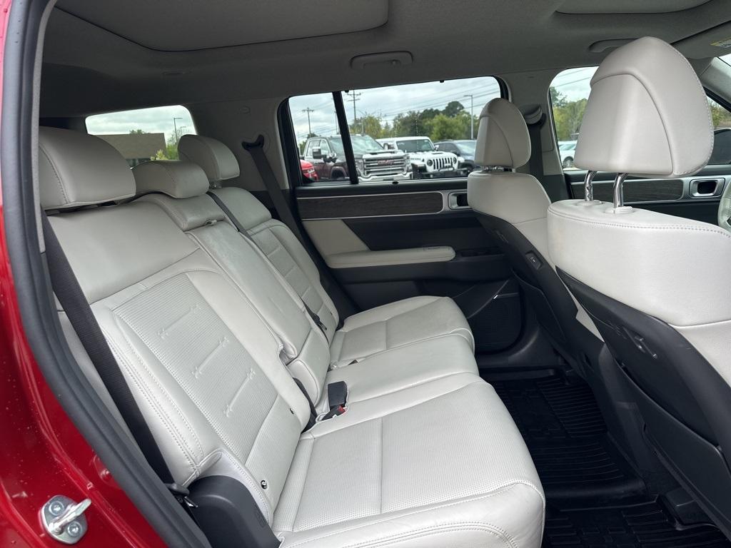 used 2024 Hyundai Santa Fe car, priced at $29,879