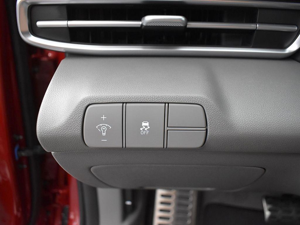 new 2025 Hyundai Elantra car, priced at $25,665