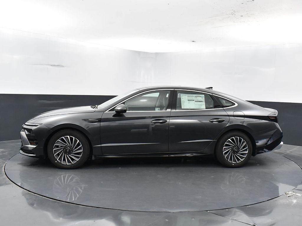 new 2025 Hyundai Sonata Hybrid car, priced at $34,964
