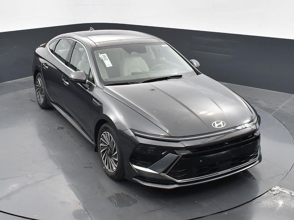 new 2025 Hyundai Sonata Hybrid car, priced at $34,964