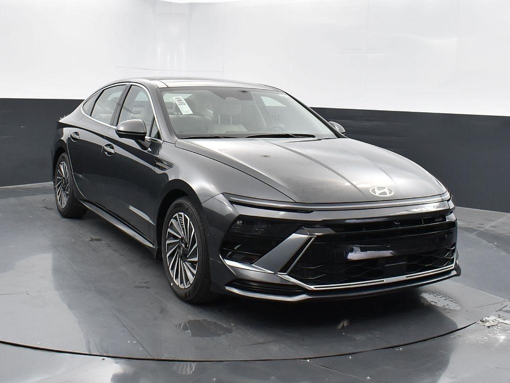 new 2025 Hyundai Sonata Hybrid car, priced at $34,964