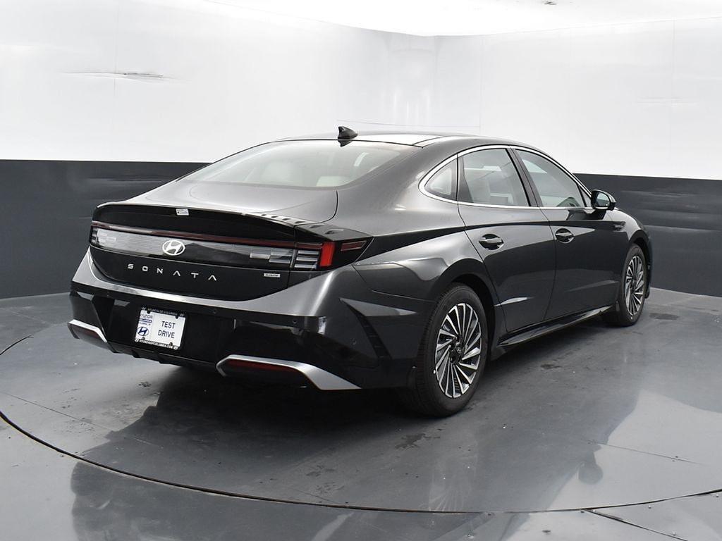 new 2025 Hyundai Sonata Hybrid car, priced at $34,964