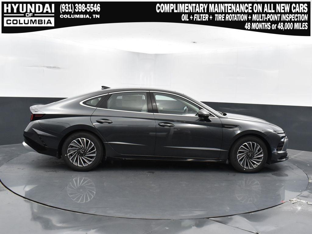 new 2025 Hyundai Sonata Hybrid car, priced at $33,955