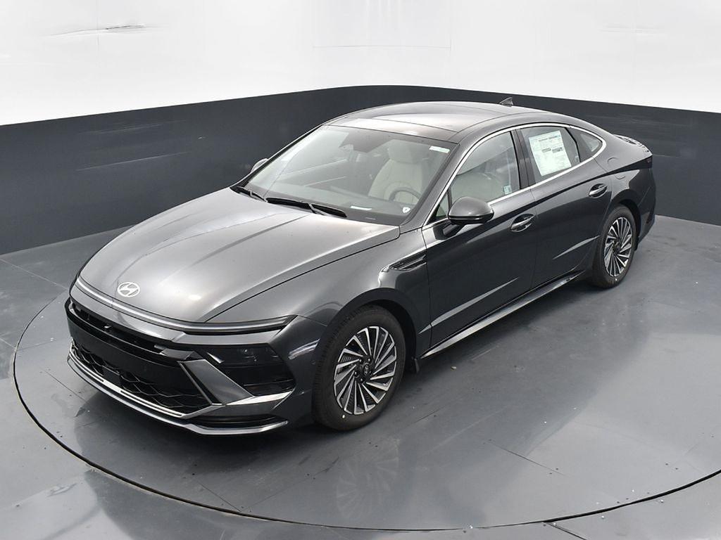 new 2025 Hyundai Sonata Hybrid car, priced at $34,964
