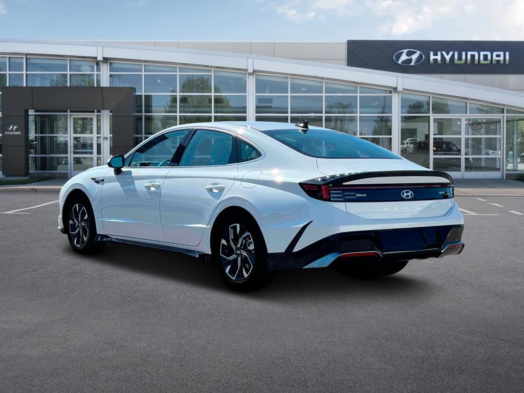 new 2025 Hyundai Sonata car, priced at $29,080