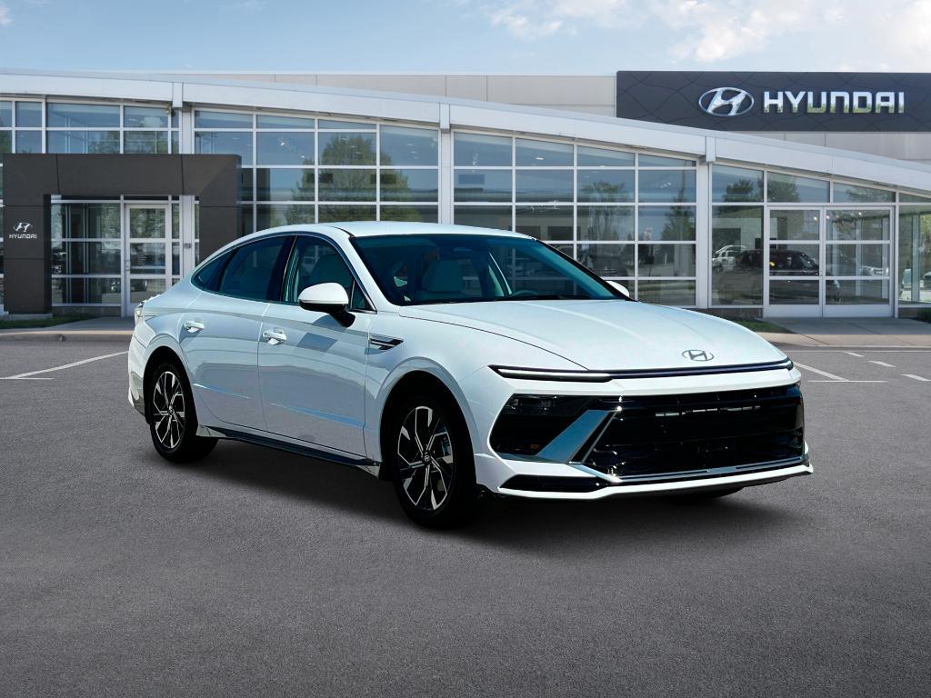 new 2025 Hyundai Sonata car, priced at $29,080