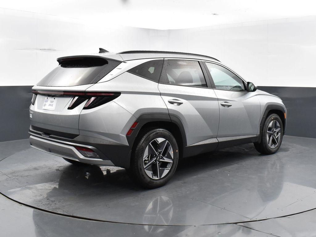new 2025 Hyundai Tucson car, priced at $32,421
