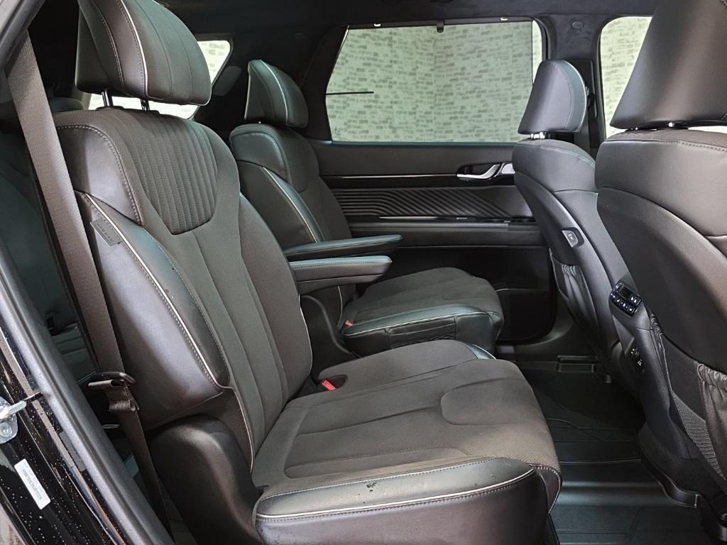 used 2025 Hyundai Palisade car, priced at $44,558