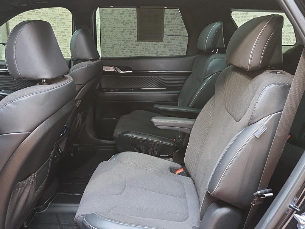 used 2025 Hyundai Palisade car, priced at $44,558