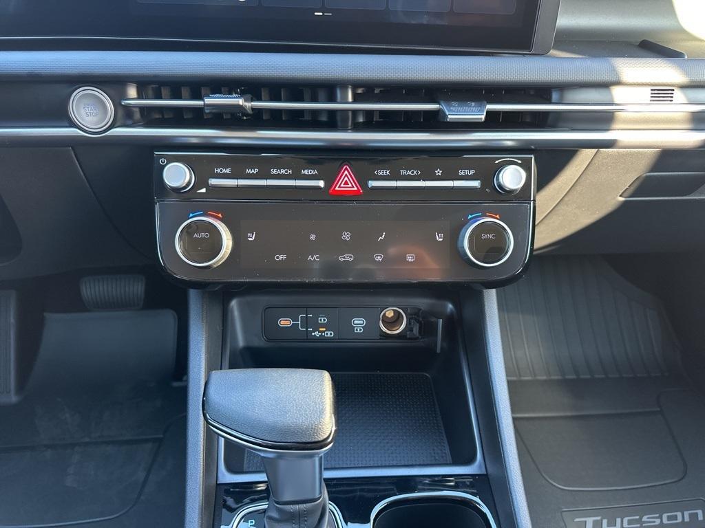 new 2026 Hyundai Tucson car, priced at $30,818