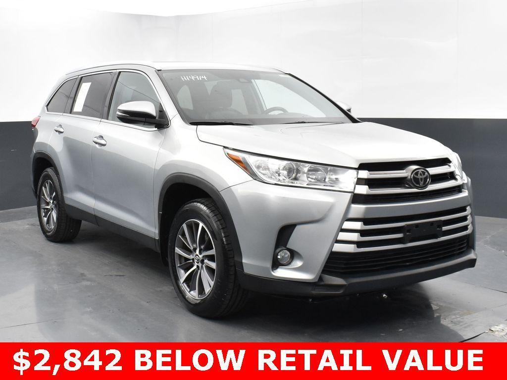 used 2019 Toyota Highlander car, priced at $30,385