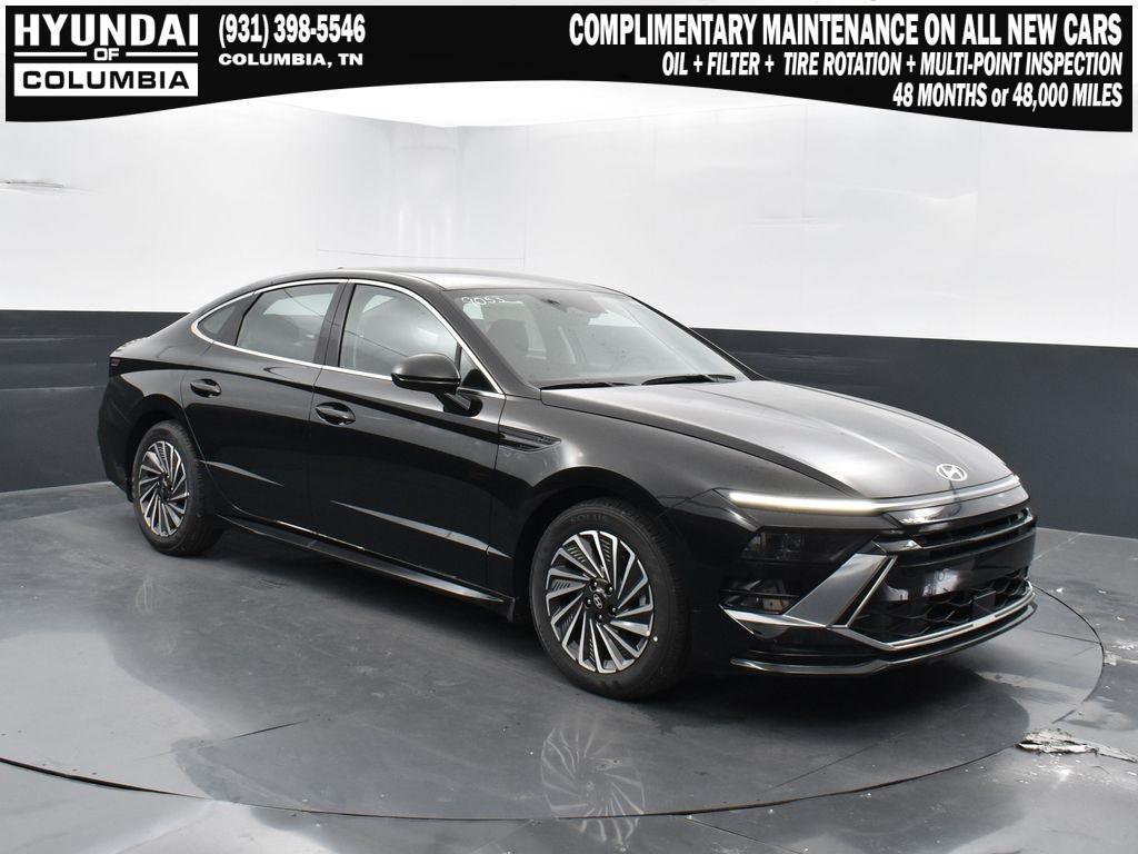 new 2025 Hyundai Sonata Hybrid car, priced at $26,183