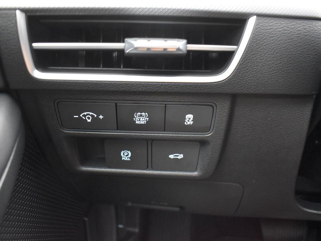 new 2025 Hyundai Sonata Hybrid car, priced at $26,183
