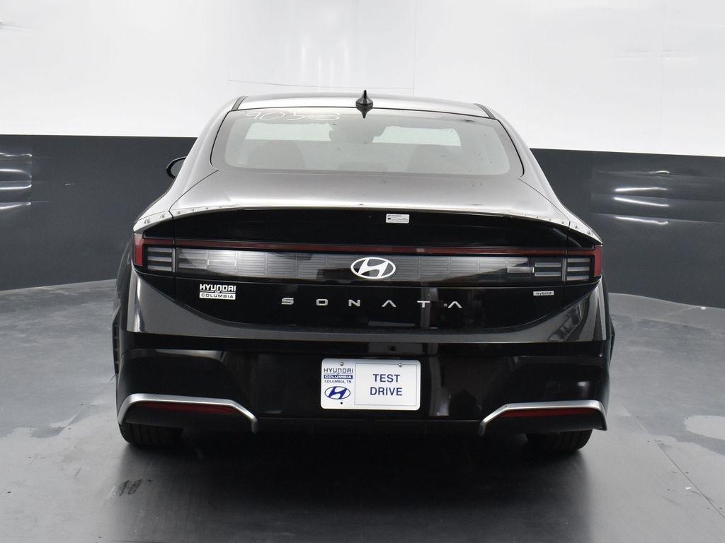 new 2025 Hyundai Sonata Hybrid car, priced at $26,183