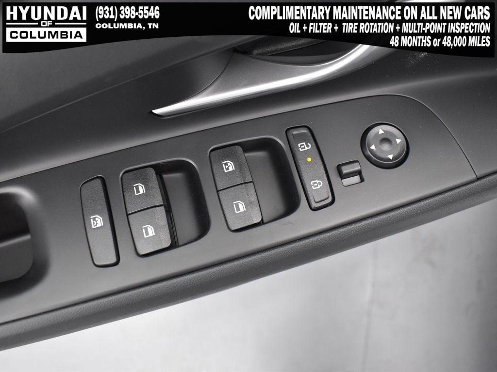 new 2025 Hyundai Elantra car, priced at $27,324