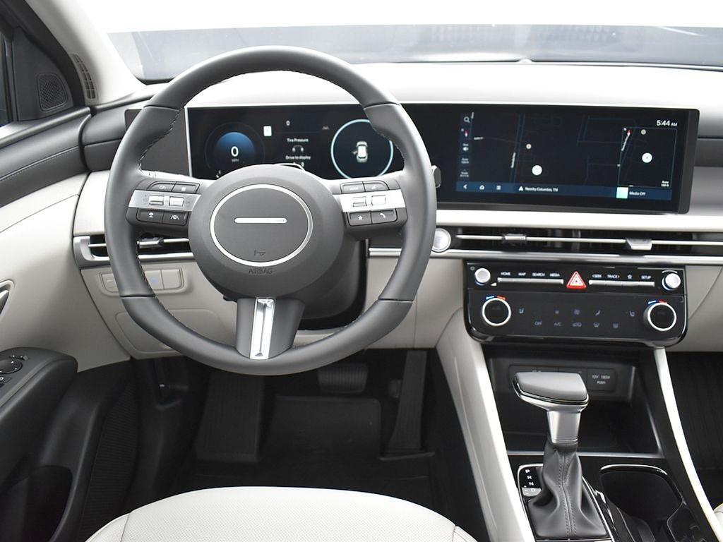 new 2025 Hyundai Tucson car, priced at $32,242