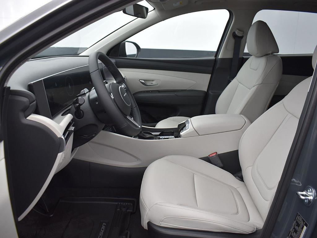 new 2025 Hyundai Tucson car, priced at $32,242