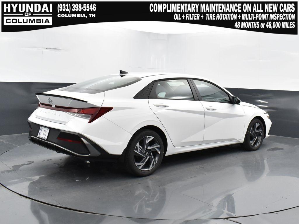 new 2025 Hyundai Elantra car, priced at $23,672