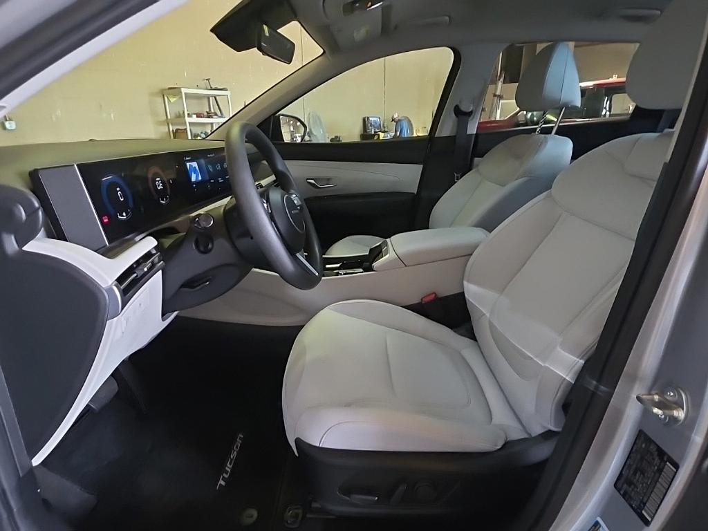 used 2025 Hyundai Tucson car, priced at $27,024