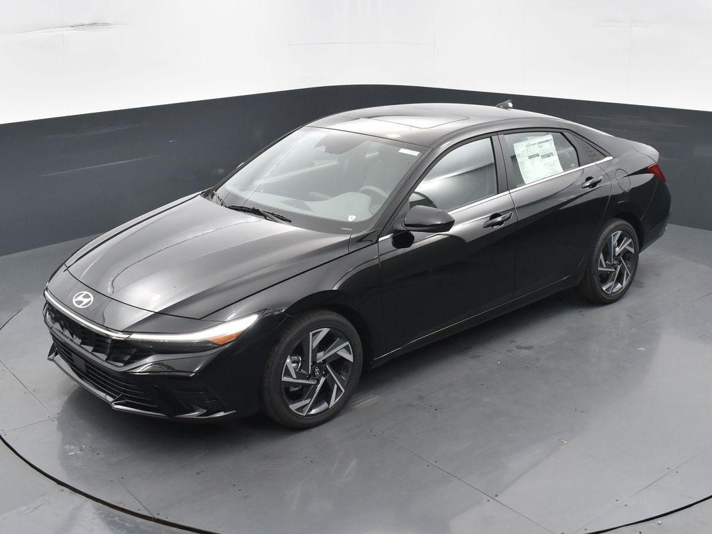 new 2025 Hyundai Elantra car, priced at $26,360
