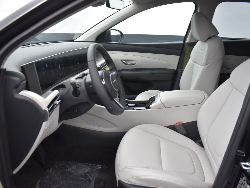 used 2025 Hyundai Tucson car, priced at $27,136