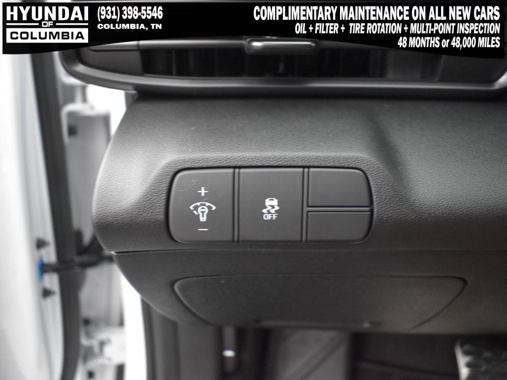 new 2025 Hyundai Elantra car, priced at $23,722