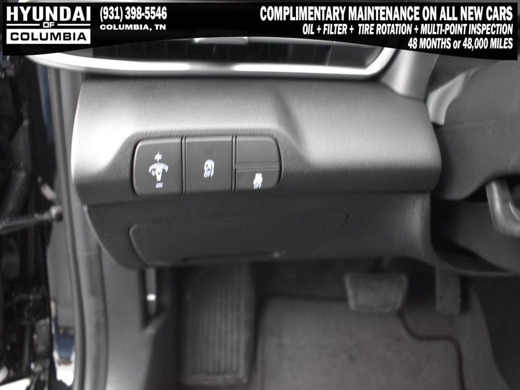 new 2025 Hyundai Elantra car, priced at $22,645