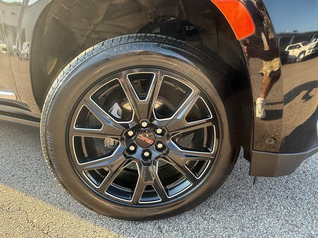 used 2023 GMC Yukon car, priced at $59,958