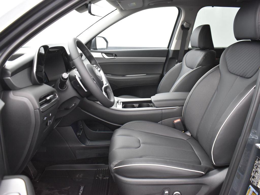 new 2025 Hyundai Palisade car, priced at $44,353